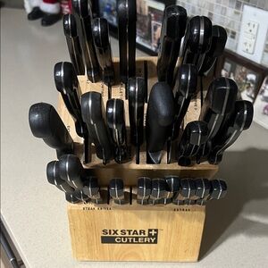 Six Star Cutlery Ronco Rocker 30 Slot Labeled Oak Knife Block with Knives